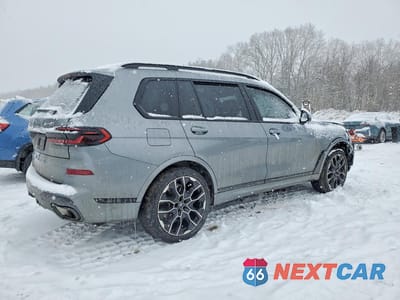 Trzecie zdjęcie samochodu z tyłu: 2024 BMW X7 XDRIVE40I VIN:5UX23EM06R9U62884 - miniatura