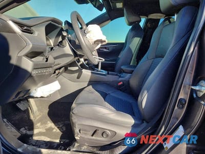Zdjęcie 7 z 13 samochodu: 2024 TOYOTA RAV4 XSE VIN:JTME6RFV1RJ051395 - miniatura