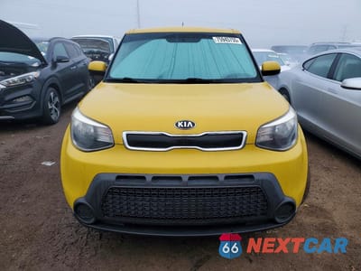 Piąte zdjęcie samochodu w środku: 2015 KIA SOUL + VIN:KNDJP3A50F7172847 - miniatura