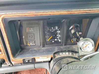 Zdjęcie 8 z 10 samochodu: 1991 FORD ECONOLINE E350 CUTAWAY VAN VIN:1FDKE30G2MHA88495 - miniatura