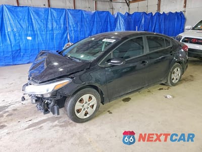 2017 KIA FORTE LX 3KPFL4A79HE067512 - główne zdjęcie licytacji z USA - miniatura