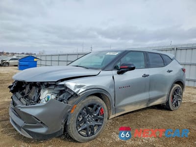 2025 CHEVROLET BLAZER 2LT 3GNKBHR47SS103006 - główne zdjęcie licytacji z USA - miniatura