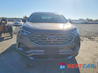 Piąte zdjęcie samochodu w środku: 2019 FORD EDGE TITANIUM VIN:2FMPK4K91KBB20589 - miniatura