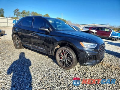 Czwarte zdjęcie samochodu z boku: 2025 AUDI SQ5 PREMIUM PLUS VIN:WA1B4AFY7S2025527 - miniatura