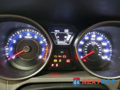 Zdjęcie 9 z 12 samochodu: 2014 HYUNDAI ELANTRA LIMITED VIN:5NPDH4AE6EH525246 - miniatura