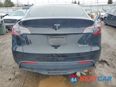 Zdjęcie 6 z 12 samochodu: 2023 TESLA MODEL Y VIN:7SAYGDEE6PF792177 - miniatura
