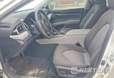 Zdjęcie 7 z 12 samochodu: 2023 TOYOTA CAMRY LE VIN:4T1C31AKXPU608908 - miniatura