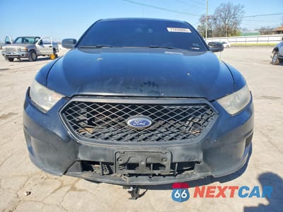 Piąte zdjęcie samochodu w środku: 2014 FORD TAURUS POLICE INTERCEPTOR VIN:1FAHP2MK3EG120210 - miniatura