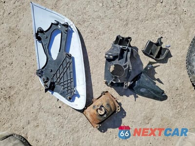 Zdjęcie 12 z 12 samochodu: 2002 PONTIAC FIREBIRD FORMULA VIN:2G2FV22G022153274 - miniatura