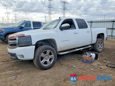 2010 CHEVROLET SILVERADO K1500 LTZ 3GCRKTE38AG235586 - główne zdjęcie licytacji z USA - miniatura