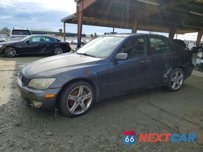 2004 LEXUS IS 300 BASE JTHBD192740093109 - główne zdjęcie licytacji z USA - miniatura