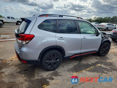 Trzecie zdjęcie samochodu z tyłu: 2021 SUBARU FORESTER SPORT VIN:JF2SKARC8MH427487 - miniatura