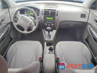 Zdjęcie 8 z 12 samochodu: 2007 HYUNDAI TUCSON GLS VIN:KM8JM12B17U581181 - miniatura