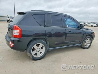 Trzecie zdjęcie samochodu z tyłu: 2010 JEEP COMPASS SPORT VIN:1J4NT4FA2AD514764 - miniatura