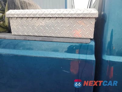 Zdjęcie 10 z 12 samochodu: 2000 FORD F250 SUPER DUTY VIN:1FTNF21F4YEC37608 - miniatura
