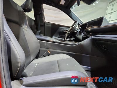 Zdjęcie 7 z 12 samochodu: 2024 TOYOTA CROWN XLE VIN:JTDAAAAF7R3027637 - miniatura