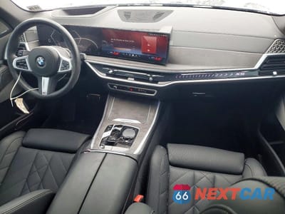 Zdjęcie 8 z 12 samochodu: 2025 BMW X5 XDRIVE40I VIN:5UX23EU03S9Y17791 - miniatura