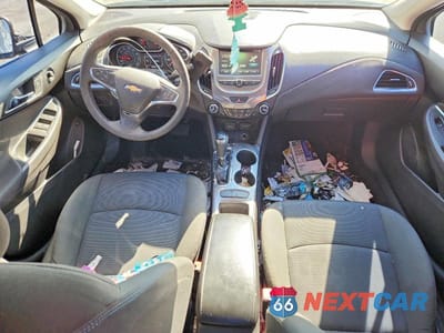 Zdjęcie 8 z 11 samochodu: 2018 CHEVROLET CRUZE LT VIN:1G1BE5SM0J7157357 - miniatura