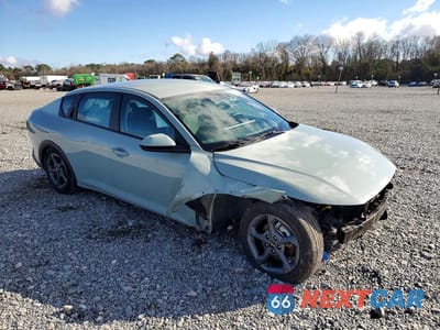 Czwarte zdjęcie samochodu z boku: 2025 KIA K4 LX VIN:3KPFT4DE8SE061525 - miniatura