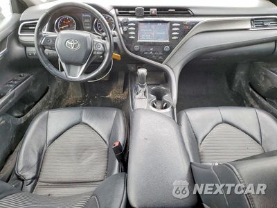 Zdjęcie 8 z 11 samochodu: 2018 TOYOTA CAMRY L VIN:4T1B11HK9JU065937 - miniatura