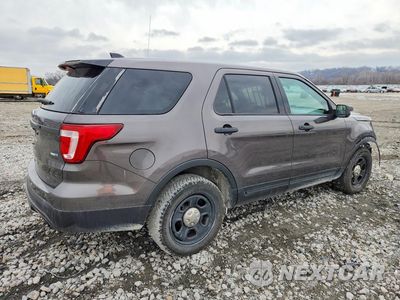 Trzecie zdjęcie samochodu z tyłu: 2017 FORD EXPLORER POLICE INTERCEPTOR VIN:1FM5K8AR1HGE02135 - miniatura