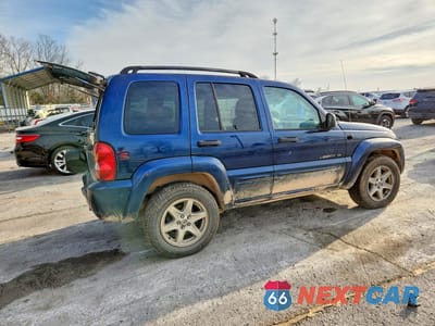 Trzecie zdjęcie samochodu z tyłu: 2003 JEEP LIBERTY LIMITED VIN:1J4GL58K83W692349 - miniatura