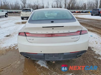 Zdjęcie 6 z 12 samochodu: 2017 LINCOLN MKZ SELECT VIN:3LN6L5D97HR655285 - miniatura