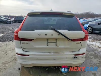 Zdjęcie 6 z 12 samochodu: 2022 VOLVO XC60 B5 MOMENTUM VIN:YV4L12RK7N1034414 - miniatura