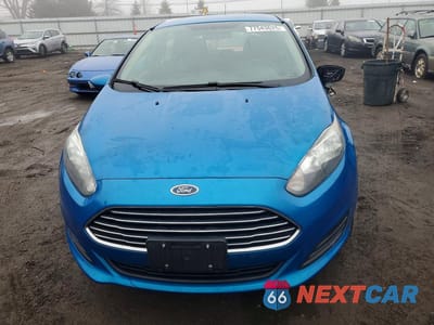 Piąte zdjęcie samochodu w środku: 2015 FORD FIESTA SE VIN:3FADP4EJ3FM208374 - miniatura