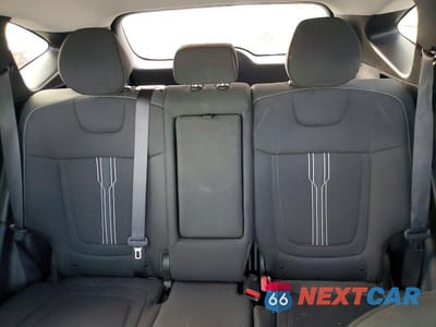 Zdjęcie 10 z 12 samochodu: 2024 HYUNDAI TUCSON SEL VIN:5NMJBCDE3RH361001 - miniatura