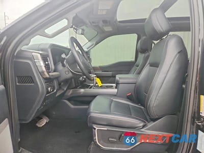 Zdjęcie 7 z 12 samochodu: 2024 FORD F350 SUPER DUTY VIN:1FT8W3BMXREF93949 - miniatura