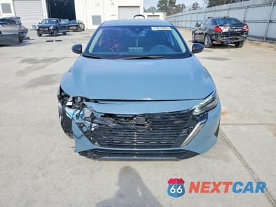 Piąte zdjęcie samochodu w środku: 2025 NISSAN SENTRA SR VIN:3N1AB8DV5SY208065 - miniatura