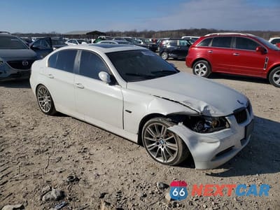Czwarte zdjęcie samochodu z boku: 2007 BMW 335 I VIN:WBAVB73547PA86981 - miniatura