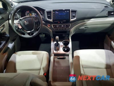 Zdjęcie 8 z 12 samochodu: 2016 HONDA PILOT EX VIN:5FNYF6H31GB057631 - miniatura