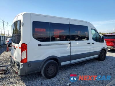 Trzecie zdjęcie samochodu z tyłu: 2016 FORD TRANSIT 150 DELIVERY VAN VIN:1FTYE2CM5GKB28571 - miniatura