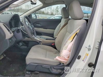 Zdjęcie 7 z 12 samochodu: 2021 HONDA HR-V VIN:3CZRU5H38MM732025 - miniatura