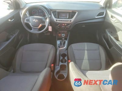 Zdjęcie 8 z 11 samochodu: 2019 HYUNDAI ACCENT SE VIN:3KPC24A36KE057630 - miniatura