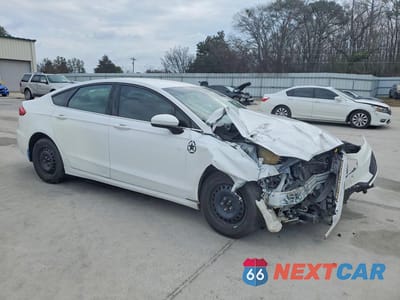 Czwarte zdjęcie samochodu z boku: 2019 FORD FUSION S VIN:3FA6P0G77KR126941 - miniatura