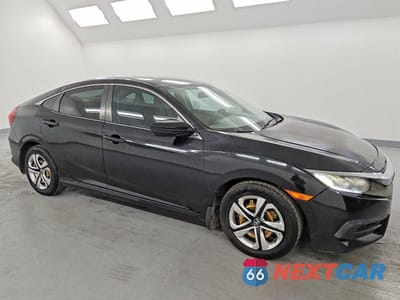 Czwarte zdjęcie samochodu z boku: 2017 HONDA CIVIC LX VIN:19XFC2F52HE018986 - miniatura