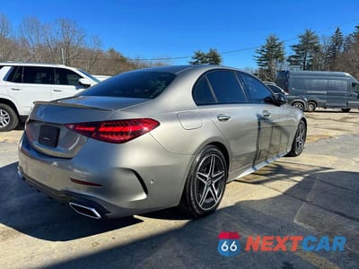 Trzecie zdjęcie samochodu z tyłu: 2023 MERCEDES-BENZ C 300 VIN:W1KAF4GB3PR116256 - miniatura