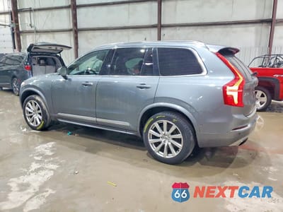 Drugie zdjęcie samochodu z przodu: 2018 VOLVO XC90 T6 VIN:YV4A22PL3J1193599 - miniatura