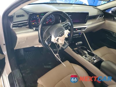 Zdjęcie 8 z 12 samochodu: 2021 KIA K5 EX VIN:5XXG34J21MG030934 - miniatura