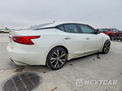 Trzecie zdjęcie samochodu z tyłu: 2017 NISSAN MAXIMA 3.5 S VIN:1N4AA6AP7HC414232 - miniatura