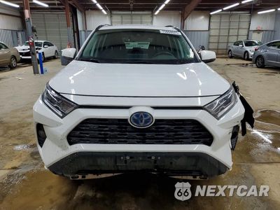 Piąte zdjęcie samochodu w środku: 2021 TOYOTA RAV4 XLE VIN:4T3R6RFV3MU013114 - miniatura