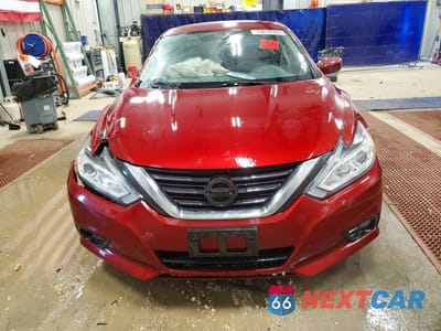 Piąte zdjęcie samochodu w środku: 2017 NISSAN ALTIMA 2.5 VIN:1N4AL3AP9HC247428 - miniatura