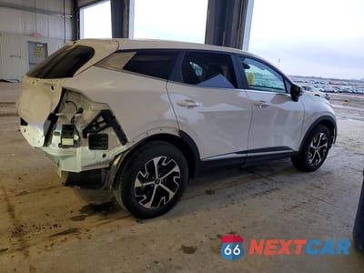 Trzecie zdjęcie samochodu z tyłu: 2023 KIA SPORTAGE EX VIN:5XYK3CAF4PG114527 - miniatura