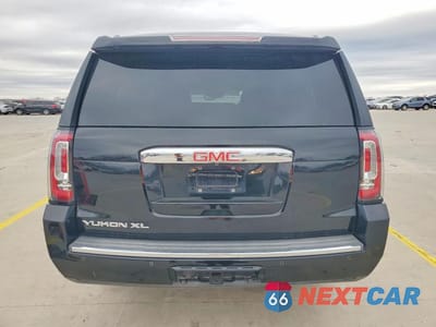 Zdjęcie 6 z 13 samochodu: 2015 GMC YUKON XL DENALI VIN:1GKS2JKJ4FR520838 - miniatura