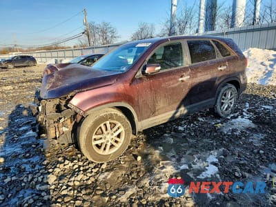 2014 KIA SORENTO LX 5XYKT3A6XEG453239 - główne zdjęcie licytacji z USA - miniatura