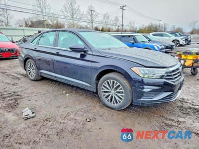 Czwarte zdjęcie samochodu z boku: 2021 VOLKSWAGEN JETTA S VIN:3VWC57BU0MM073988 - miniatura