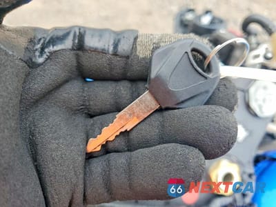 Zdjęcie 8 z 9 samochodu: 2015 SUZUKI GSX-R600 VIN:JS1GN7FA2F2101363 - miniatura